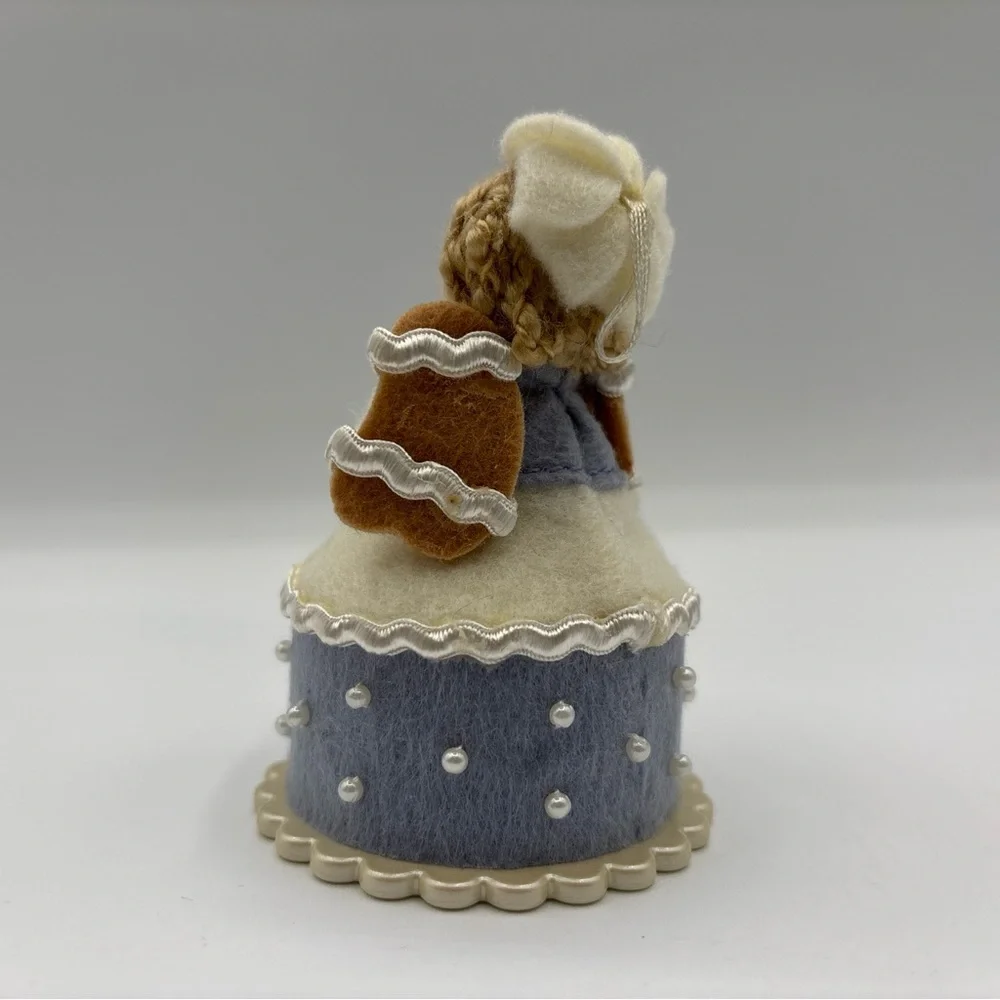 Hallmark Keepsake 2012 Sweet Angel‎ Cake Christmas Tree Ornament Handcrafted
